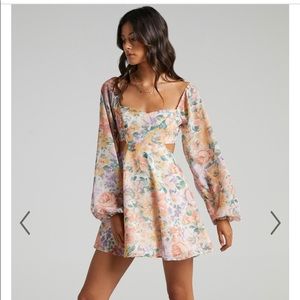 Showpo brand new floral dress